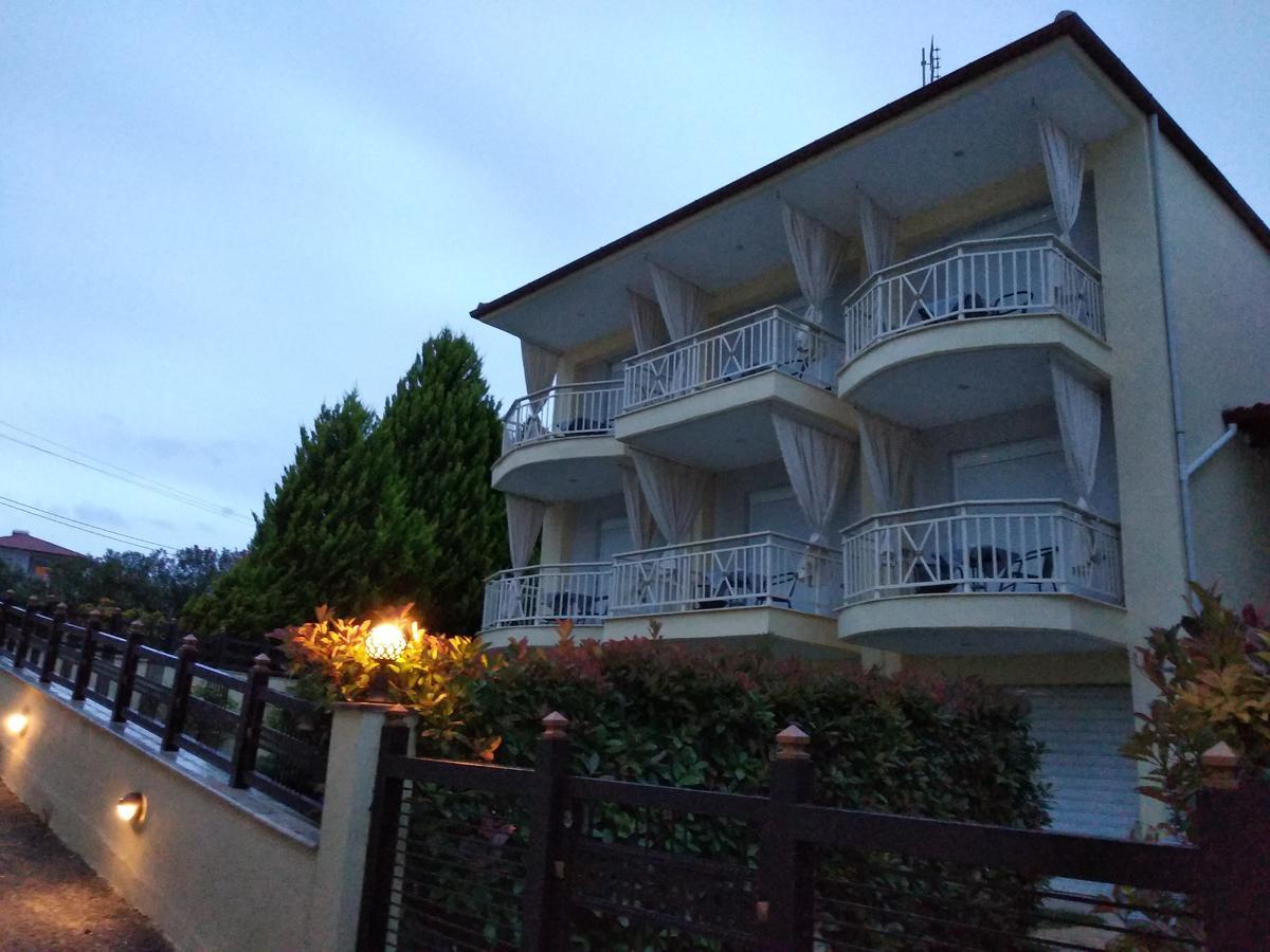 Seapaint Studios ポリフロノ エクステリア 写真